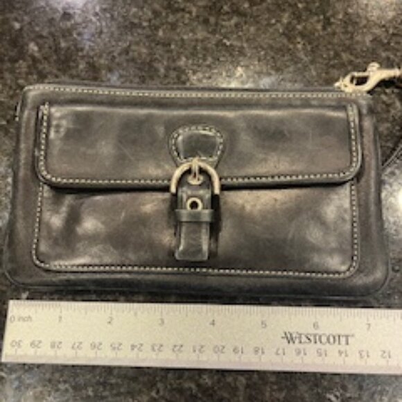 EUC Authentic Coach Black Leather Wristlet with Buckle Pocket - Picture 5 of 6